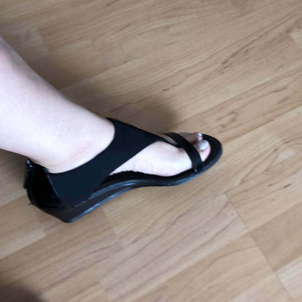 Black sandals
